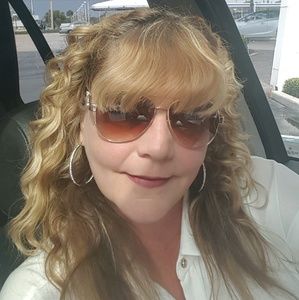 Meet your Posher, Kristeen